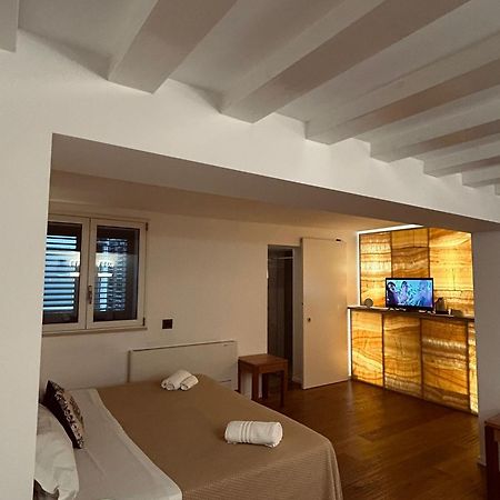 Prince Suite Palermo Bagian luar foto